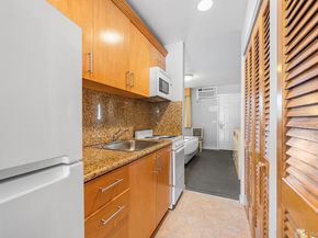 131 S Emerson Avenue 235, Montauk NY 11954