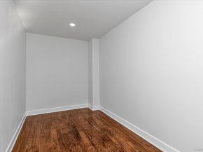 33 Prentice Road, Levittown NY 11756