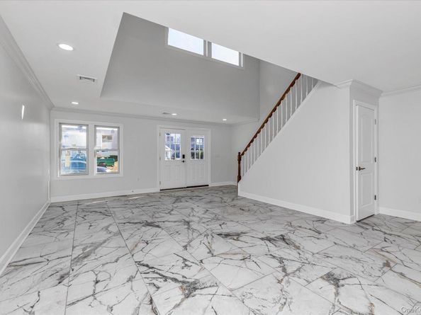 33 Prentice Road, Levittown NY 11756