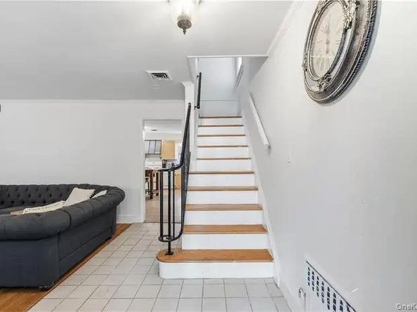 61 Oakland Avenue, Tuckahoe NY 10707