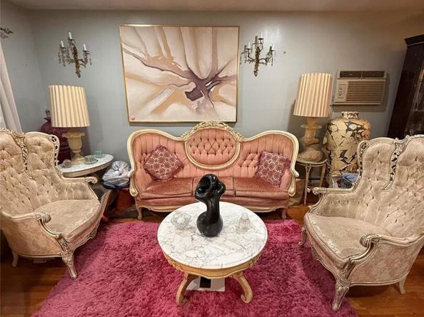 13639 220th Place, Laurelton NY 11413