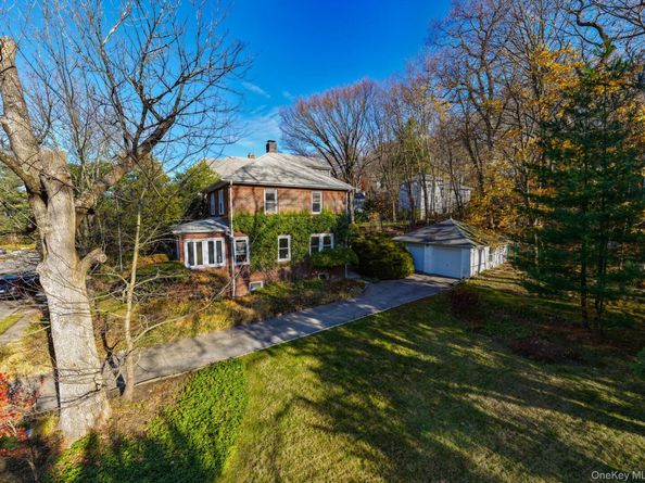 90 Rosedale Avenue, Hastings-on-Hudson NY 10706