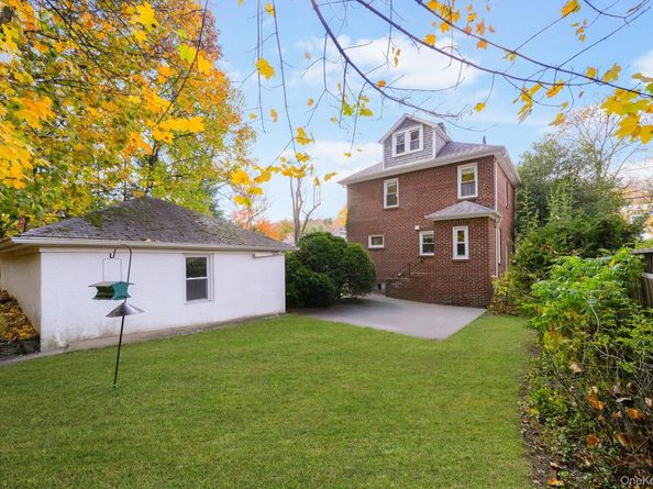 90 Rosedale Avenue, Hastings-on-Hudson NY 10706