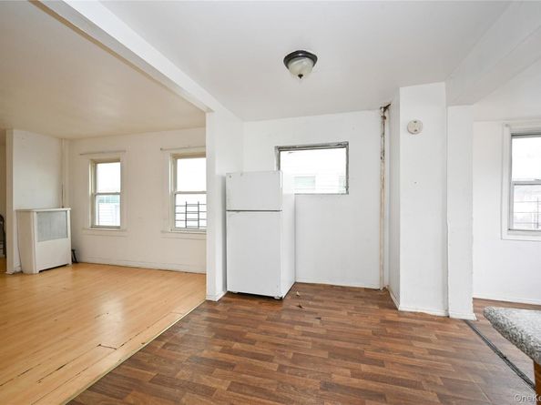 94-28 209th Street, Queens Village NY 11428