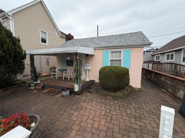 101 Wisconsin Street, Long Beach NY 11561