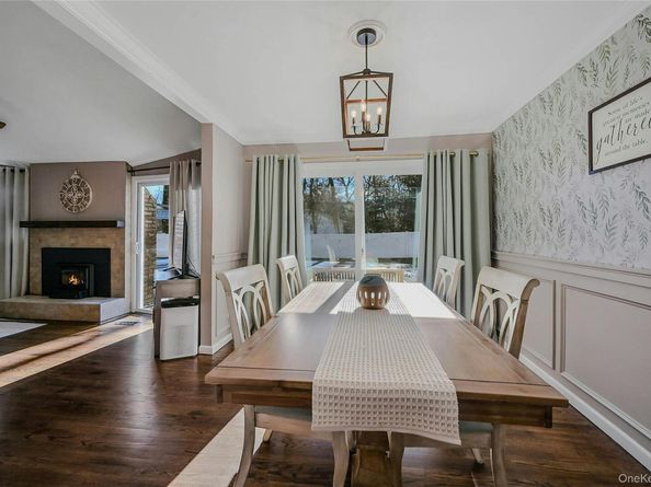 4 Park Road, Rocky Point NY 11778