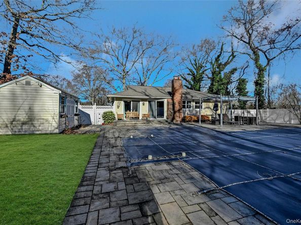 4 Park Road, Rocky Point NY 11778