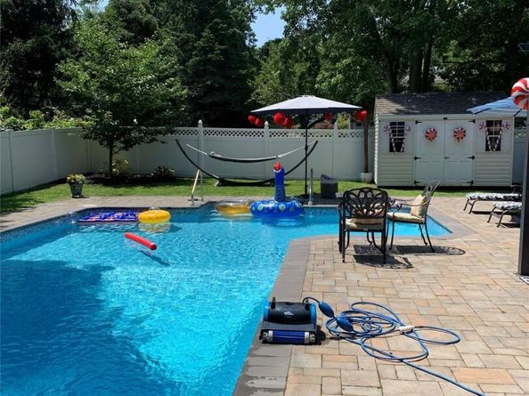 4 Park Road, Rocky Point NY 11778