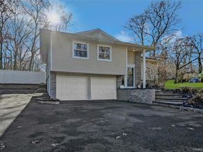 4 Park Road, Rocky Point NY 11778