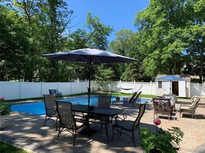 4 Park Road, Rocky Point NY 11778