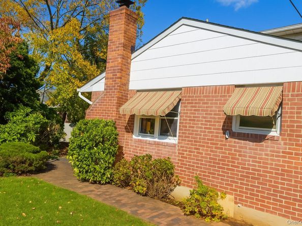 884 Troy Street, Elmont NY 11003