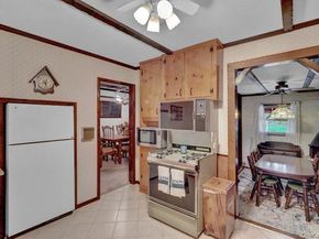 35 19th Avenue, Bay Shore NY 11706