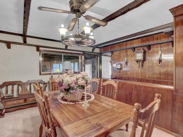 35 19th Avenue, Bay Shore NY 11706