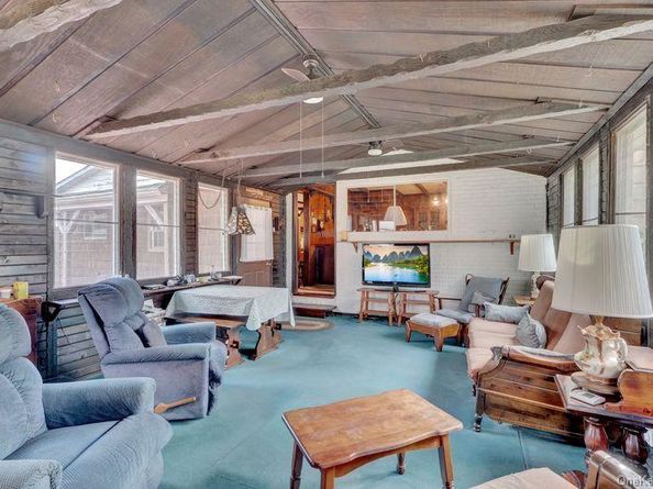 35 19th Avenue, Bay Shore NY 11706