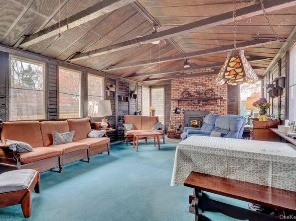 35 19th Avenue, Bay Shore NY 11706