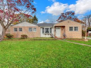 35 19th Avenue, Bay Shore NY 11706
