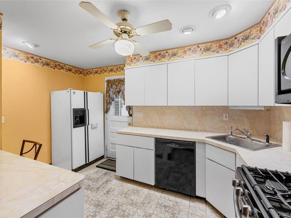 2231 3rd Street, East Meadow NY 11554