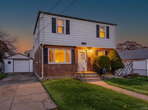 2231 3rd Street, East Meadow NY 11554