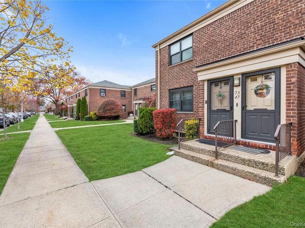 73-47 217th Street 364A2, Bayside NY 11364