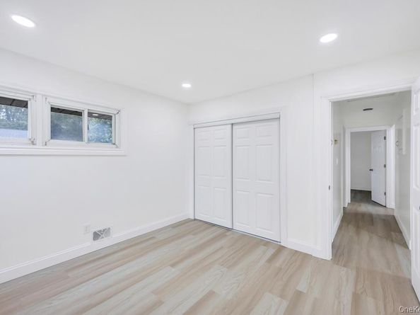 148 Claywood Drive, Brentwood NY 11717