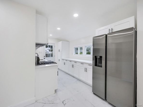 148 Claywood Drive, Brentwood NY 11717