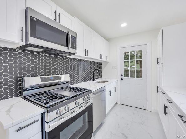 148 Claywood Drive, Brentwood NY 11717