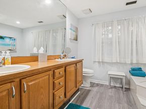 16 Hampshire Court, Holbrook NY 11741