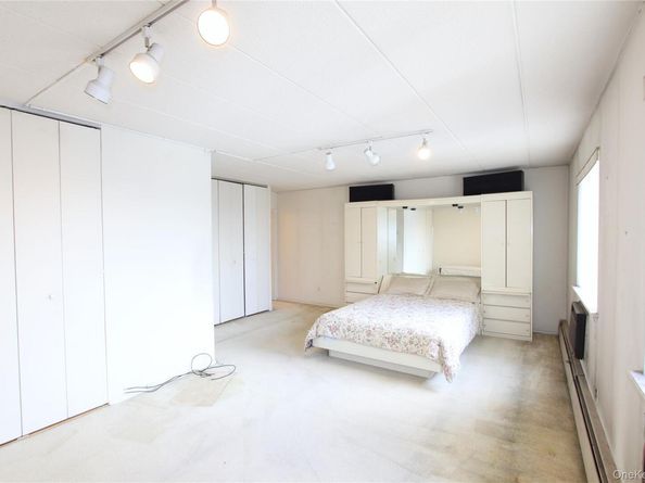 3520 147th Street 11E, Flushing NY 11354