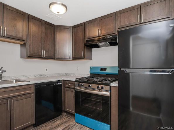 23 Water Grant Street 7L, Yonkers NY 10701