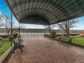 23 Water Grant Street 7L, Yonkers NY 10701