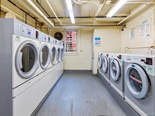 76-36 113 Street 2M, Forest Hills NY 11375