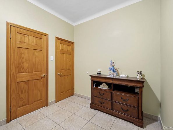 2015 Menahan Street, Ridgewood NY 11385