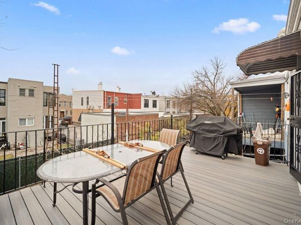 2015 Menahan Street, Ridgewood NY 11385