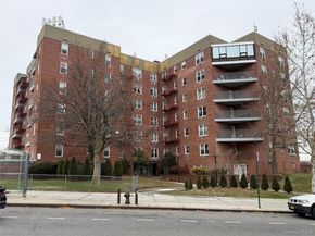 151-05 Cross Island Parkway 3E, Whitestone NY 11357