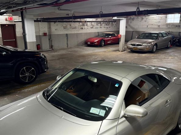 151-05 Cross Island Parkway 3E, Whitestone NY 11357