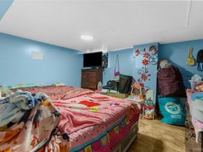 9 Farragut Avenue, Bay Shore NY 11706