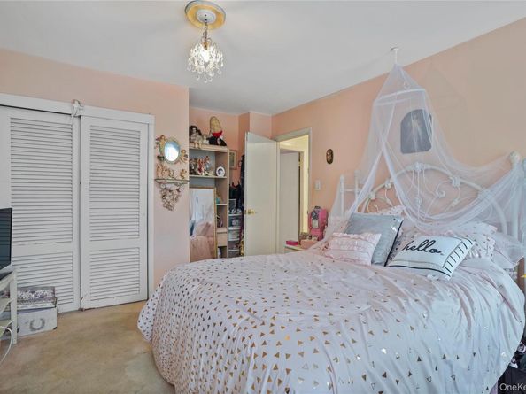 6911 62nd Drive, Middle Village NY 11379