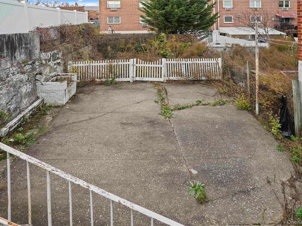 6911 62nd Drive, Middle Village NY 11379