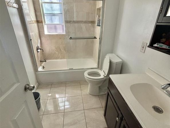 10410 118th Street, Richmond Hill NY 11419