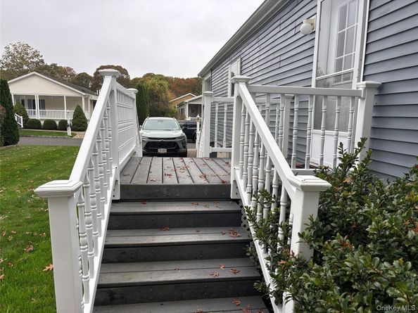 1661 Old Country Road 506, Riverhead NY 11901