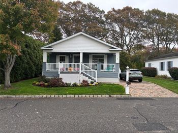 1661 Old Country Road