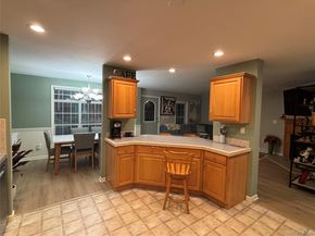 1661 Old Country Road 506, Riverhead NY 11901