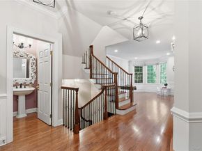 2 Merion Court, Cortlandt Manor NY 10567