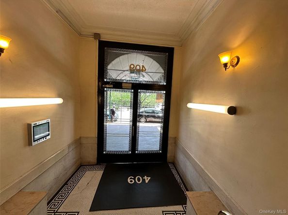 409 Edgecombe Avenue 7F, New York (Manhattan) NY 10032