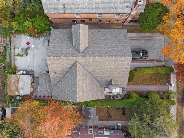 945 E 222nd Street, Bronx NY 10469