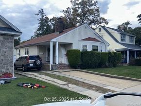 365 Wallace Street, Freeport NY 11520