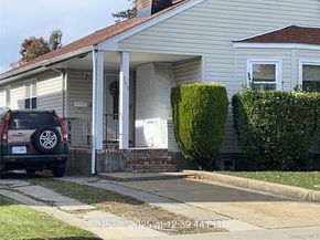 365 Wallace Street, Freeport NY 11520