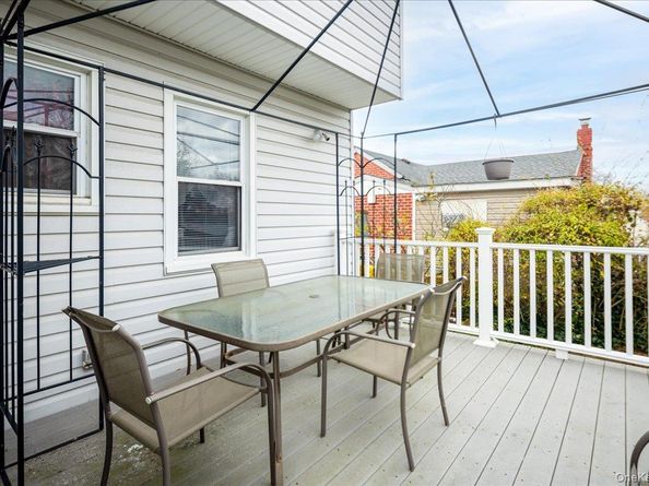 6 Nelson Street, Elmont NY 11003