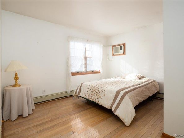 6 Nelson Street, Elmont NY 11003