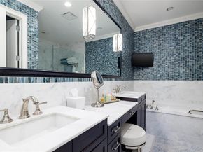 2000 Royal Court 2101, North Hills NY 11040